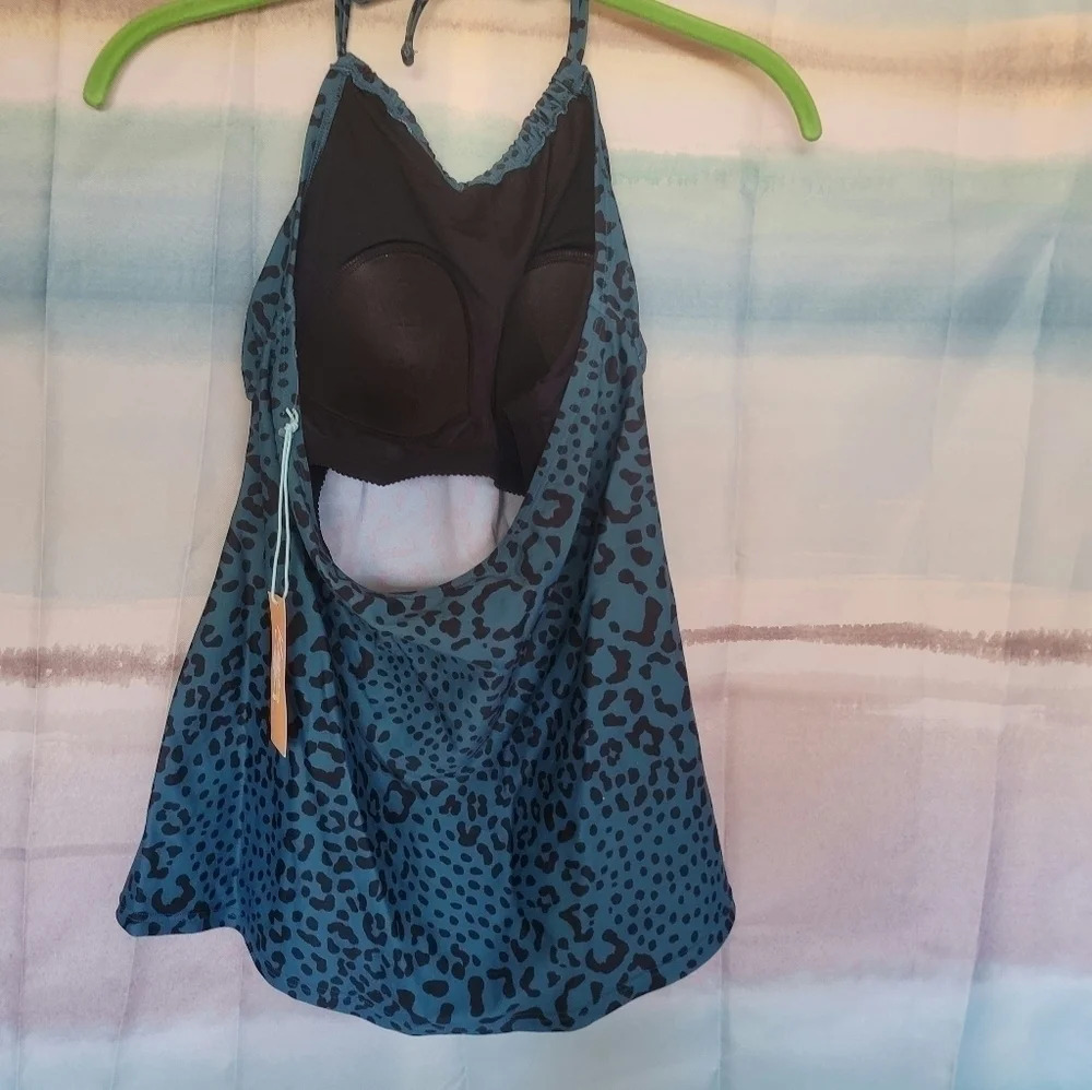 SWIM top - Picture 2 of 2